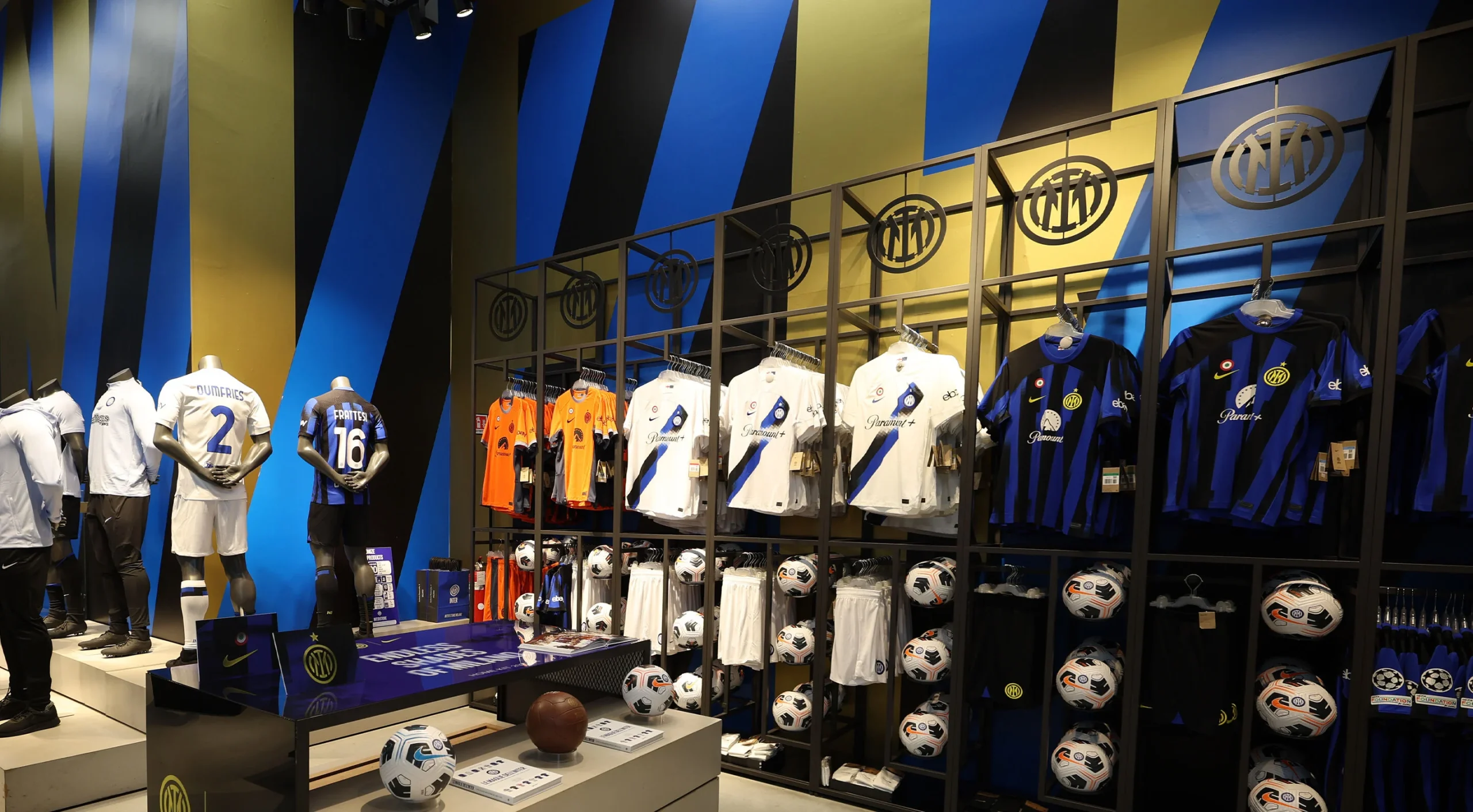 DESKTOP_SANBABILA_2023 Kollektion | Inter FC Fanartikel jetzt entdecken